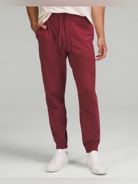 Lululemon City Sweat Jogger
Mulled Wine small EUC